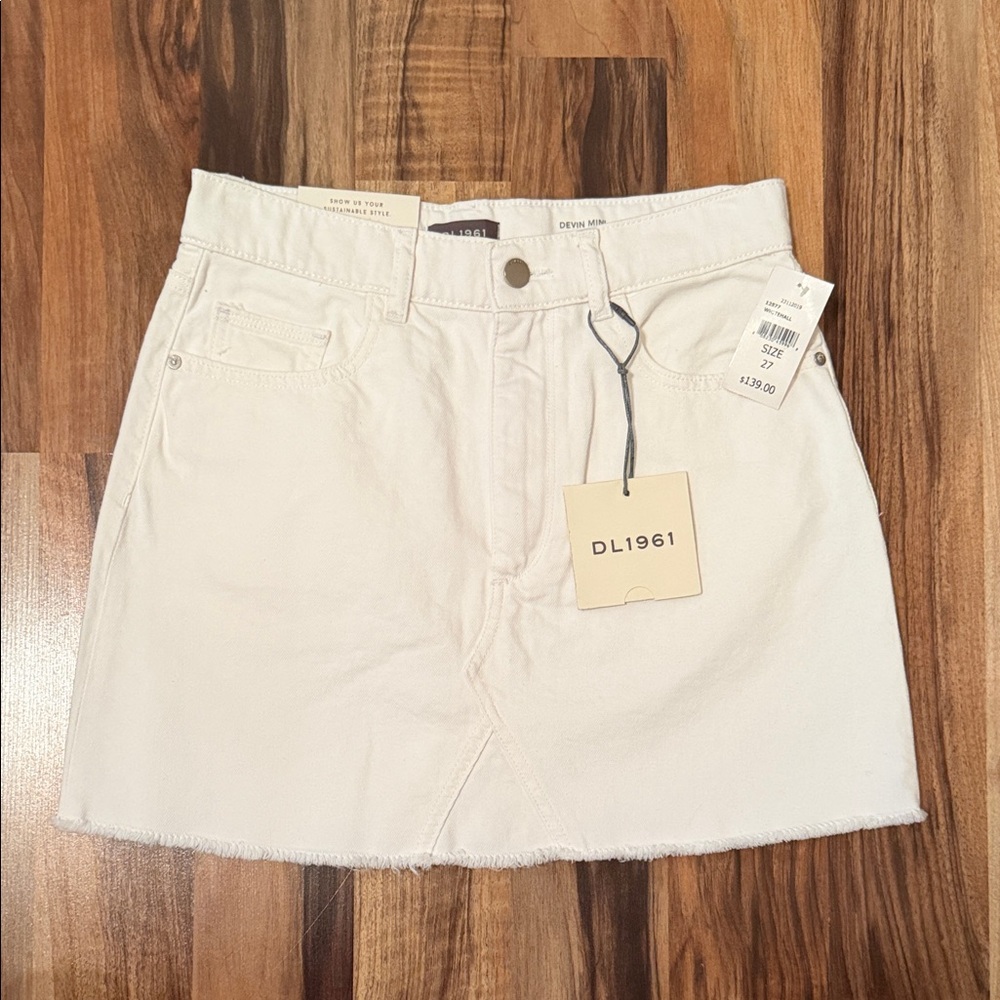 DL1961 White Denim above-the-knee Skirt NWT